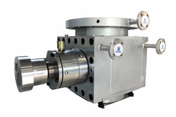 Melt gear pump for polymer