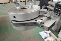 Polymer melt filtration / Extruder screen changer