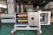 Double column screen changer for twin-screw granulator 