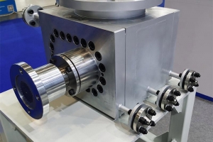 Applications of Reactor Melt Discharge Pumps